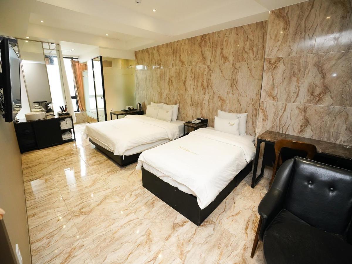 Almond Hotel Busan Station Extérieur photo